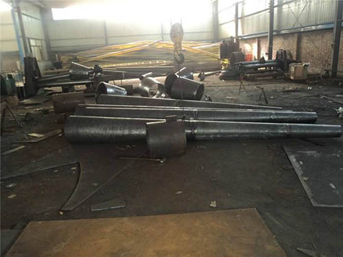 圓錐型鋼管車(chē)間展示